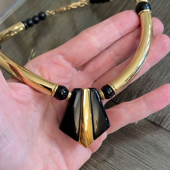 Vintage 1987 Avon “Modern Elegance” Black & Gold Tubular Necklace - Picture 13 of 16